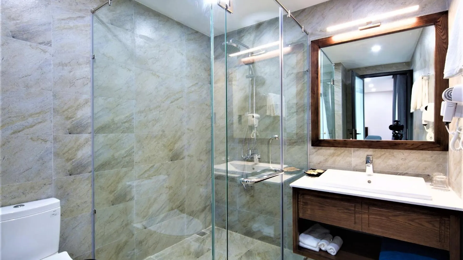 Dana Residence Da Nang Hotel